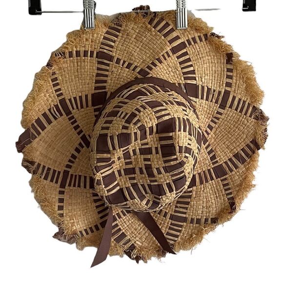 D&Y Straw Woven Lightweight Floppy Sun Hat
Tan Brown One Size - Picture 3 of 13